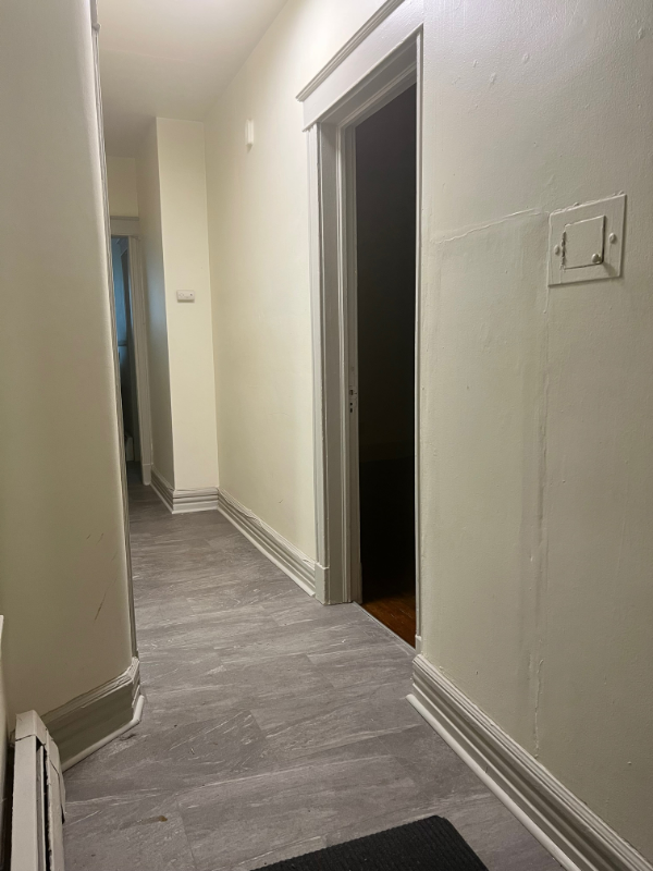 371 Hudson Ave #2B - Photo 5 of 10