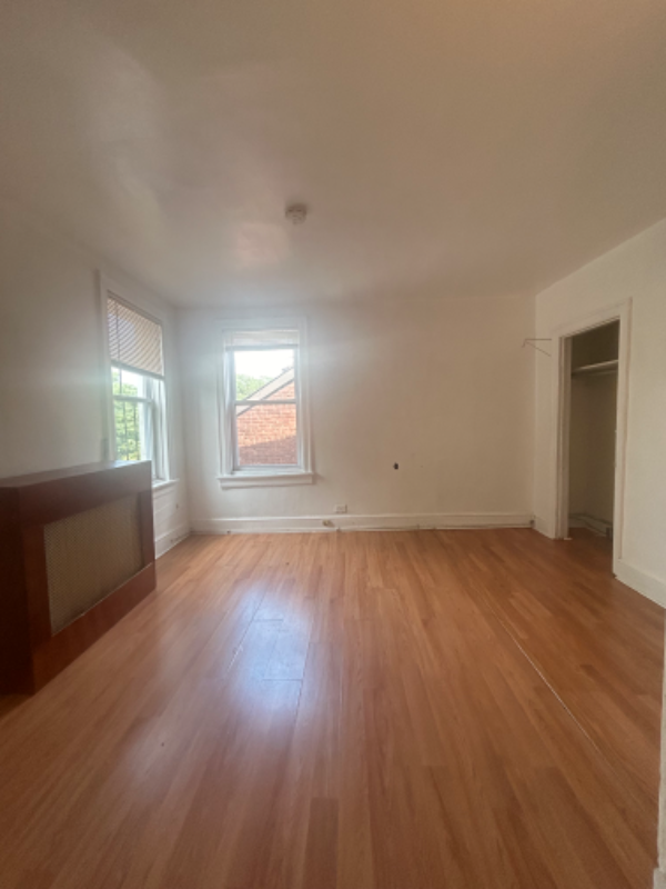 233 Hamilton Ave #2 - Photo 4 of 7