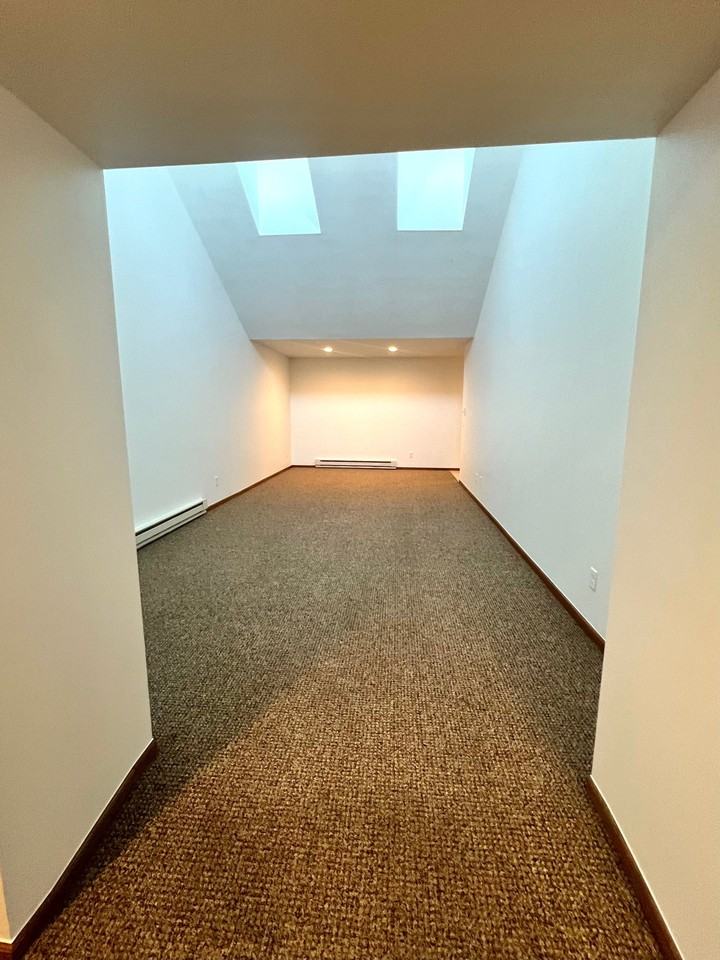 123 3rd St #3 - Photo 4 of 18