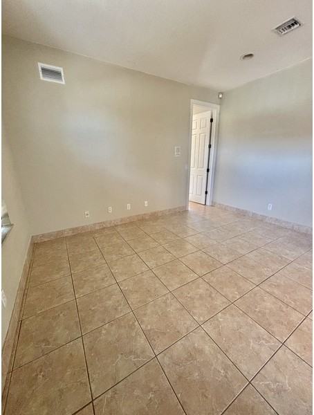 9789 Mar Largo Cir - Photo 7 of 36