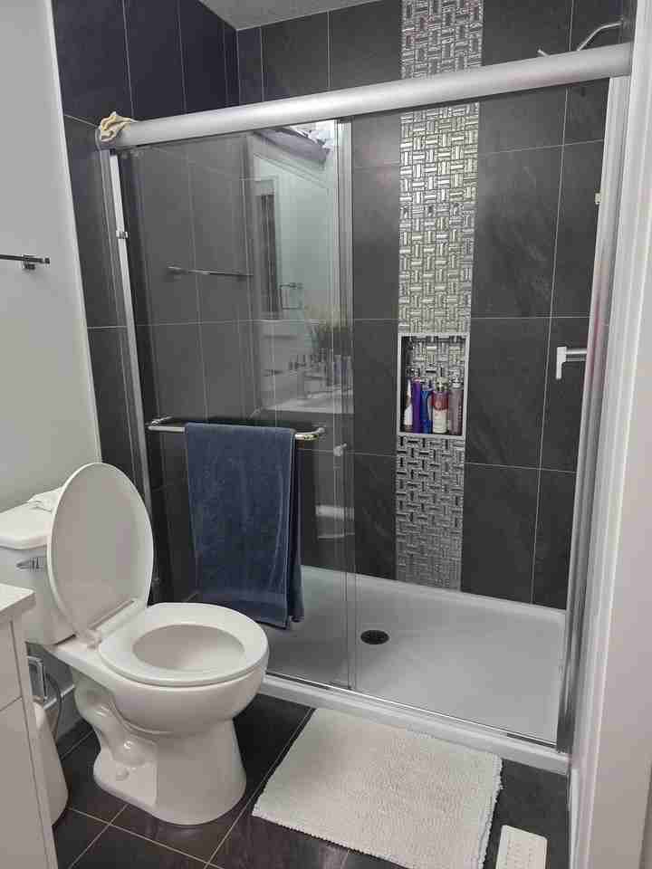 1760 25 St Nw - Photo 6 of 17