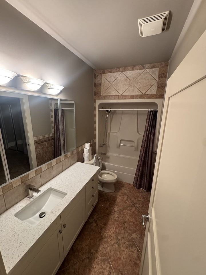 816 -816 Royal Ave Sw - Photo 3 of 12