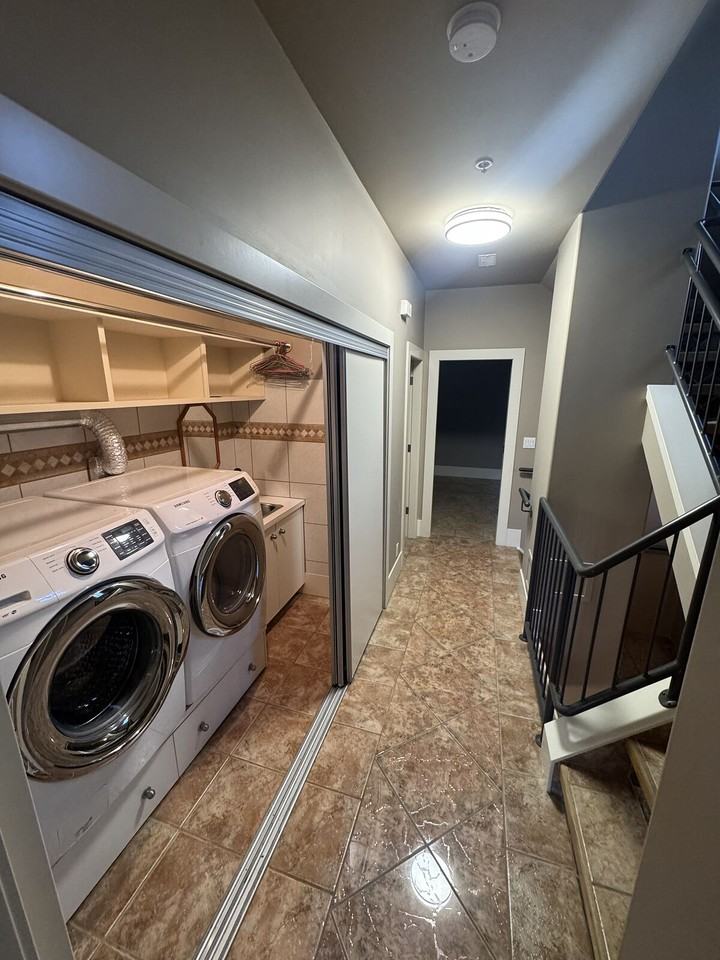 816 -816 Royal Ave Sw - Photo 7 of 12