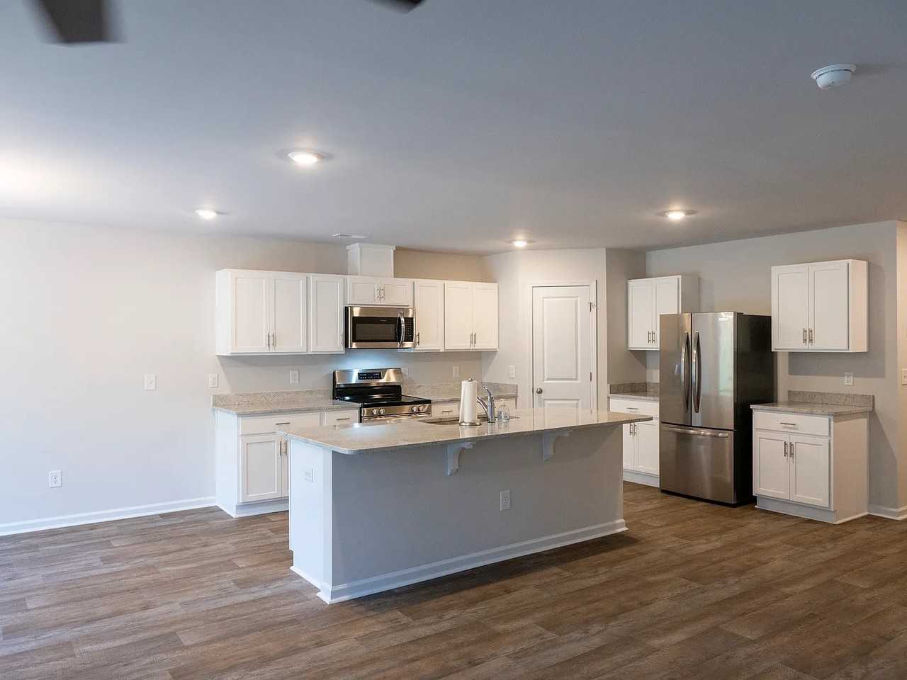 5308 Meagan Ln Ne #NA - Photo 4 of 29