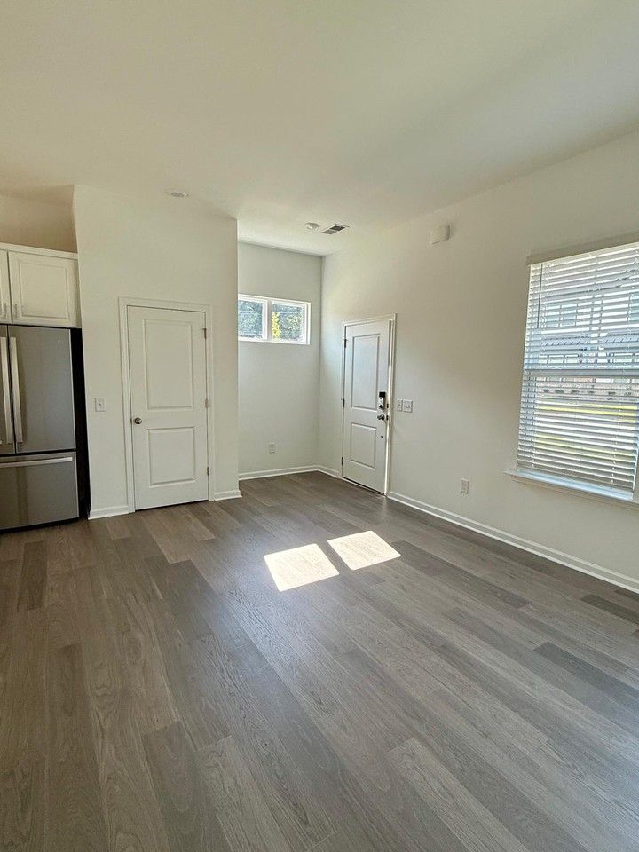 209 Silver Fleet Dr #209 - Photo 6 of 45