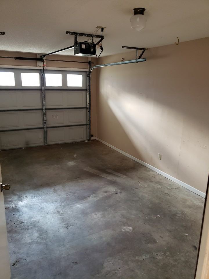 151 Candlebrook Dr #151C - Photo 4 of 17