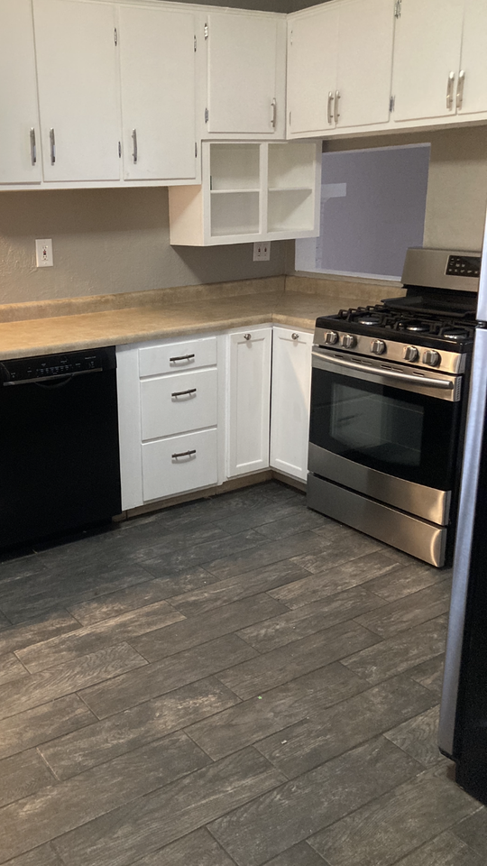 2318 Logan St #NA - Photo 2 of 27