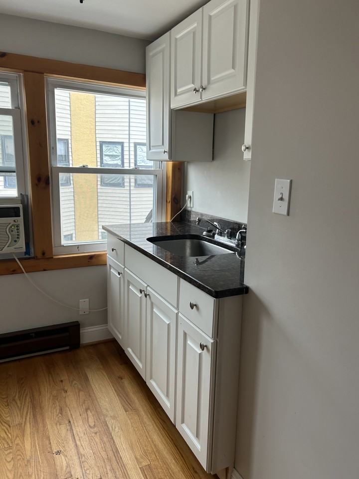 22 N Raleigh Ave #3NW - Photo 2 of 6