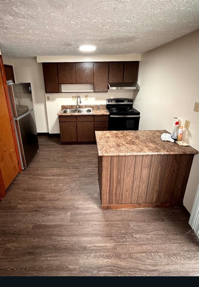 454 E Church St #102 - Photo 7 of 10