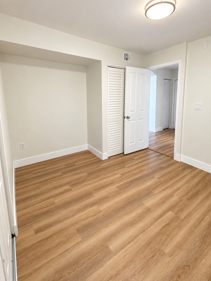 18900 Ne 14th Ave #D106 - Photo 4 of 11