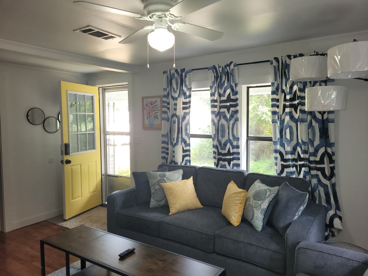 329 Morris St #NA - Photo 2 of 17
