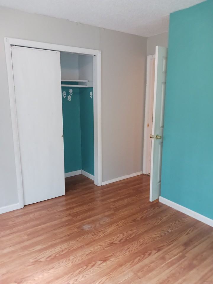 455 Hide-A-Way Dr #1 - Photo 2 of 15