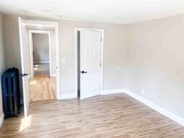 featured image of 321 Bridge St #1