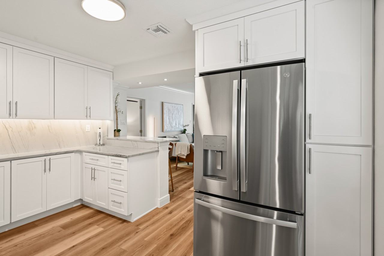 402 N Orange St #NA - Photo 6 of 20