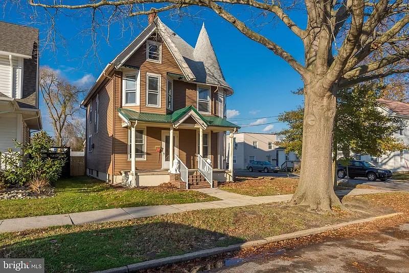 106 Delaware Avenue - Photo 2 of 39