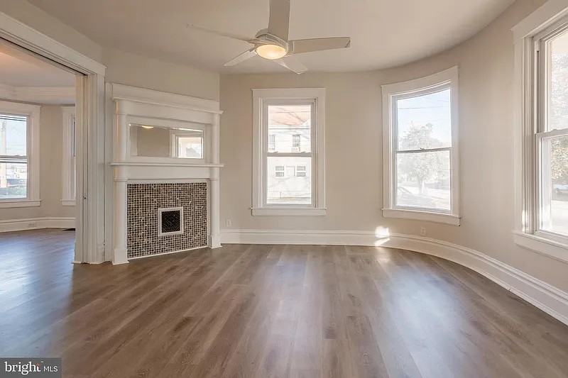 106 Delaware Avenue - Photo 7 of 39