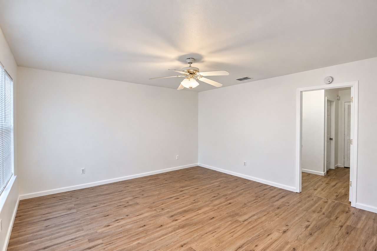 3403 Toledo Dr #C - Photo 5 of 9