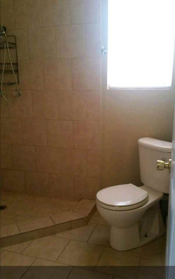 507 Queen Anne Ct - Photo 6 of 20