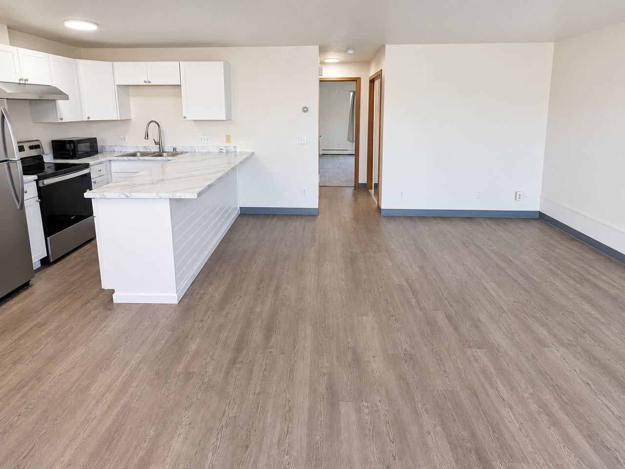 1009 W 30th Ave #4 - Photo 3 of 13