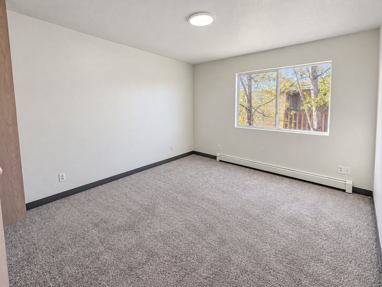 1009 W 30th Ave #4 - Photo 5 of 13