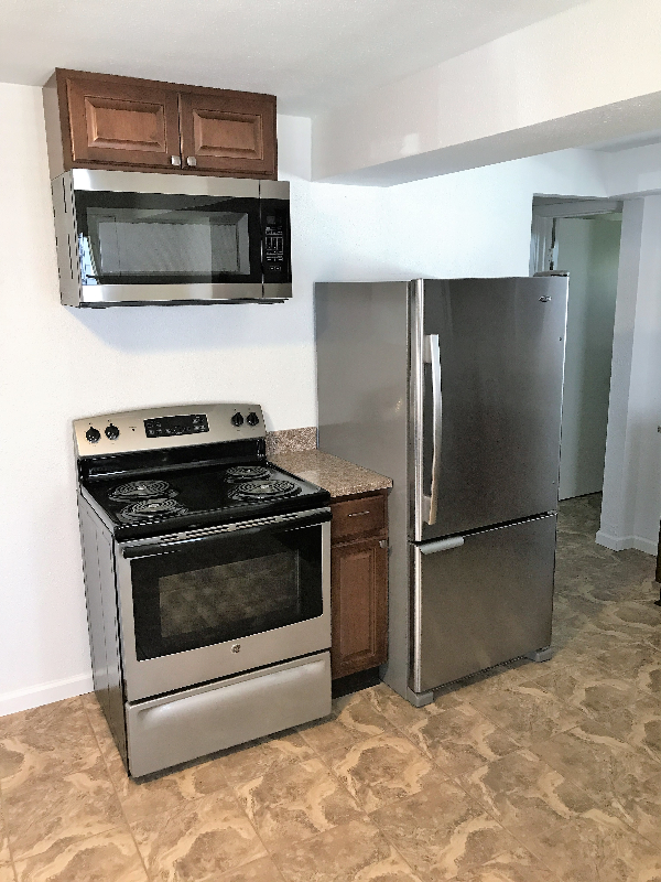 306 Prospect St - Photo 3 of 17