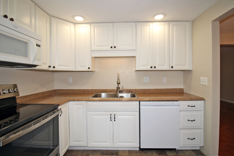 100 Grouse Ct - Photo 7 of 50