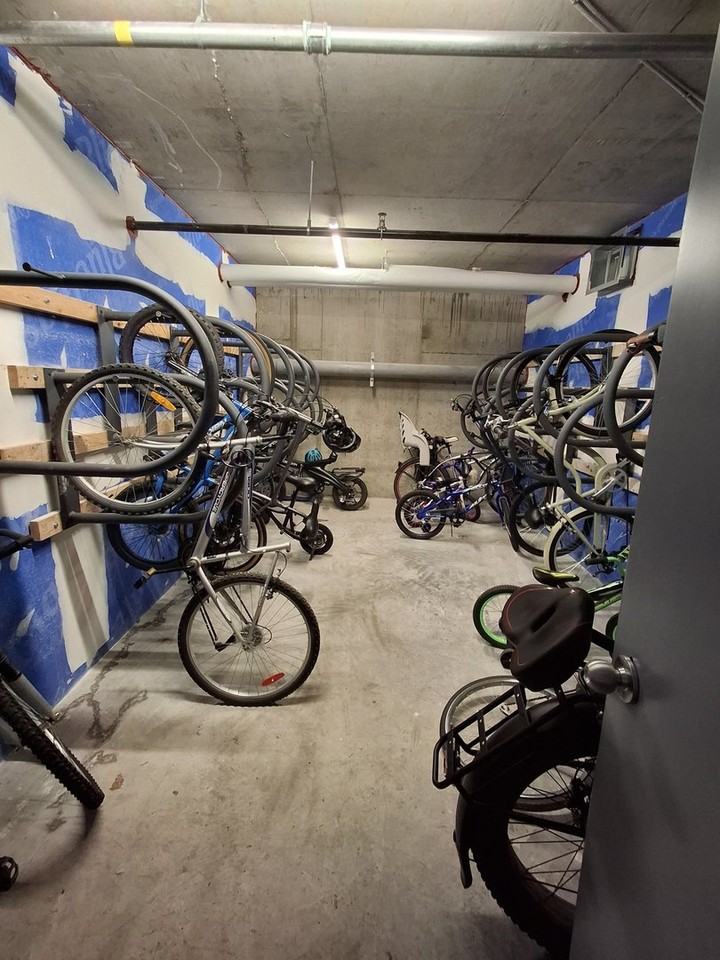 118 Richmond St - Photo 3 of 18