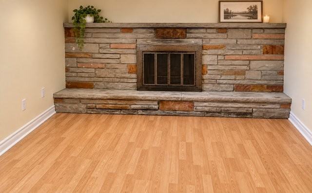 237 Poyntz Ave - Photo 3 of 9
