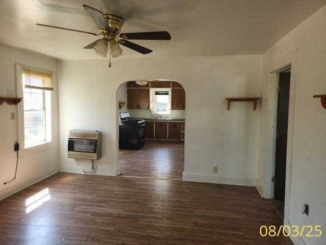 1018 Fisher St - Photo 2 of 8