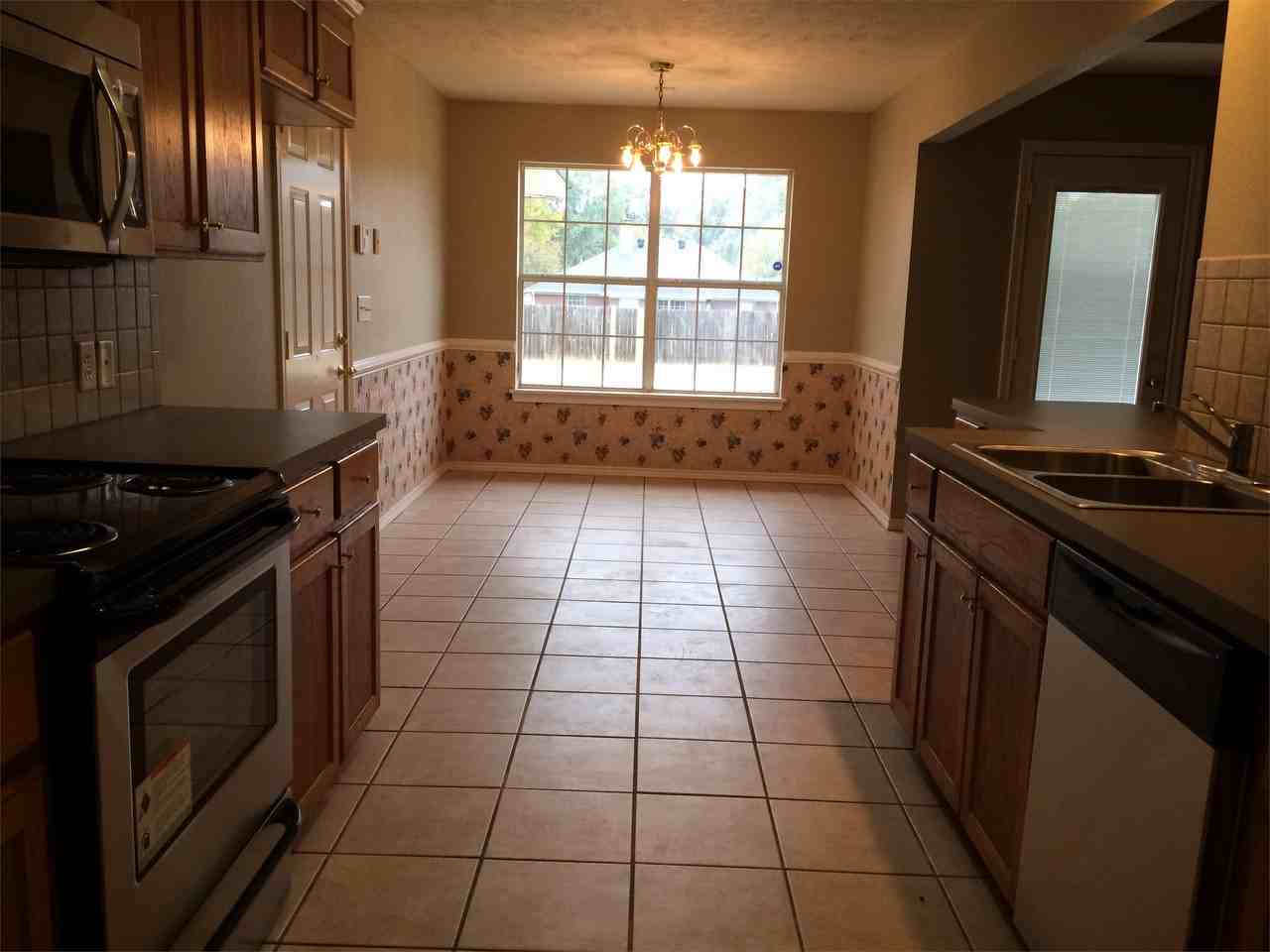 484 Stone Rd #1 - Photo 6 of 50