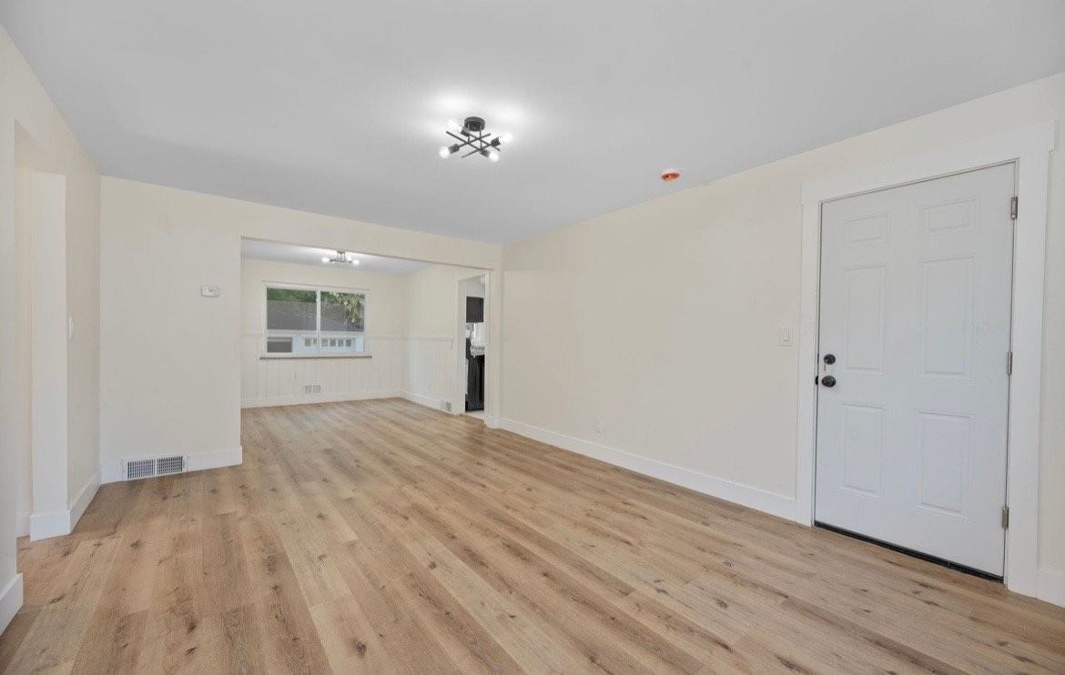 3907 Kirkup Ave #1 - Photo 4 of 14