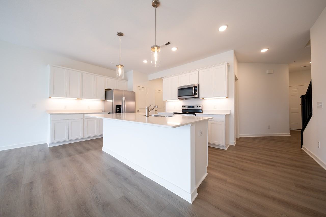 4773 Airlake Curv #1 - Photo 7 of 29
