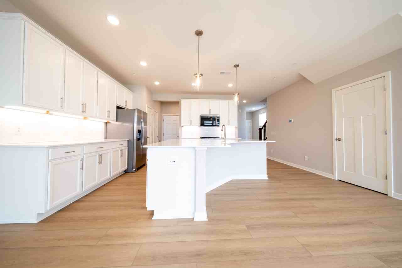 4769 Airlake Dr #1 - Photo 3 of 28
