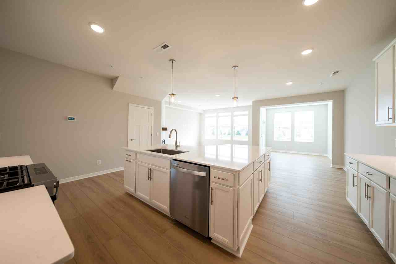 4769 Airlake Dr #1 - Photo 6 of 28
