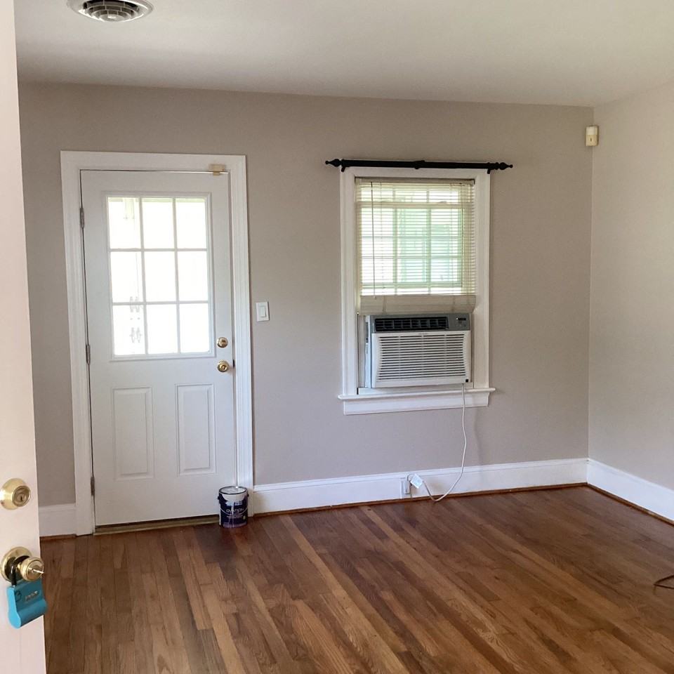 516 Watson Ave #1 - Photo 5 of 17