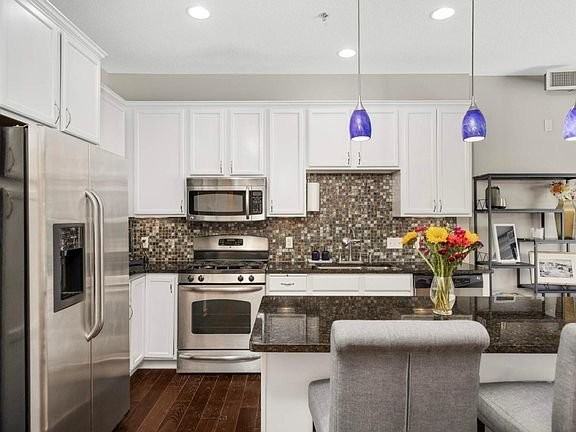 240 Spring St #44 - Photo 3 of 17