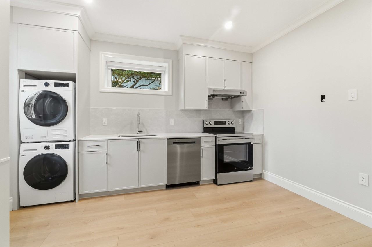 1127 West 32nd Avenue #D273 - Photo 4 of 11