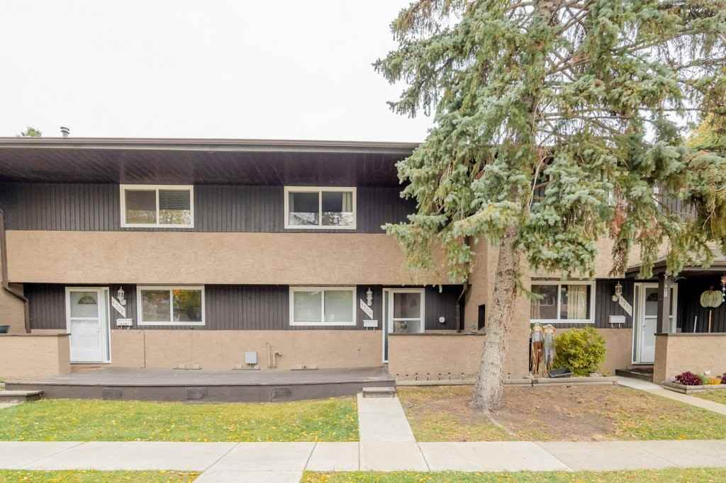 1710 37 Street Northwest - Photo 4 of 39