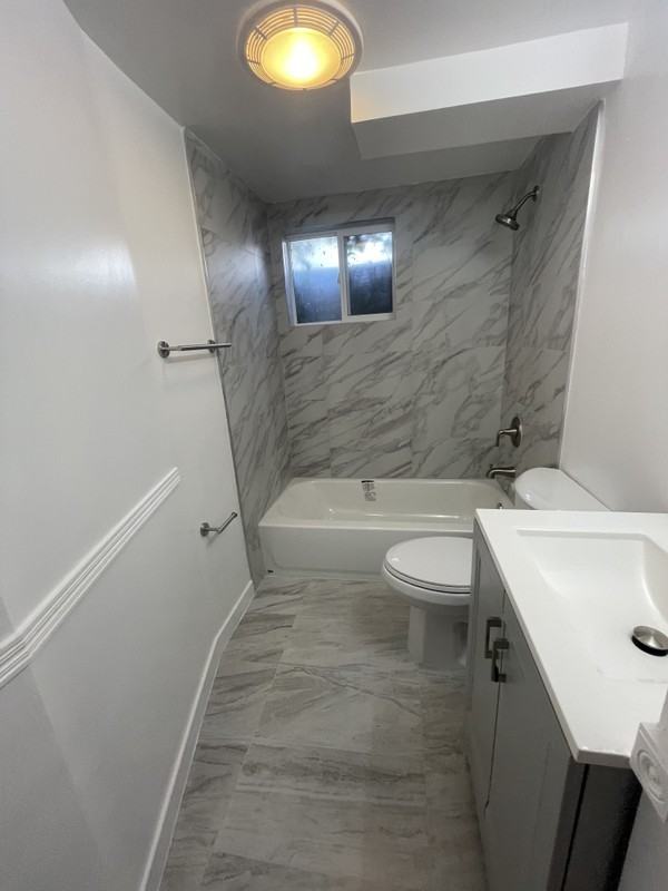 6055 S Hazelhurst Dr - Photo 4 of 17