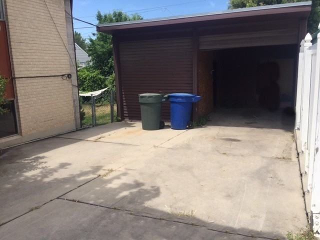 1665 E Phebe Ln #1 - Photo 3 of 9