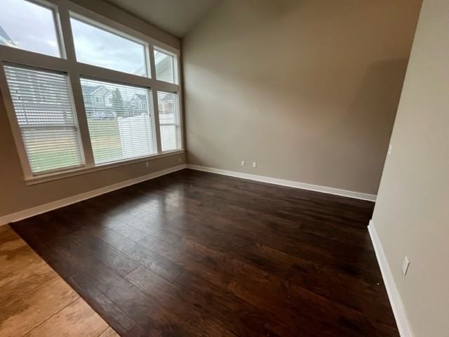 12712 S City Heights Dr - Photo 4 of 14