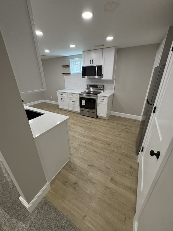 5690 S Hillside Dr - Photo 3 of 26