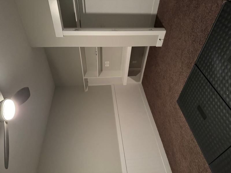 827 Nw - Photo 2 of 5