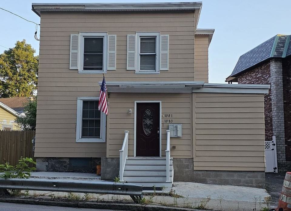 1081 Lawrence St #2ndFL - Photo 2 of 12