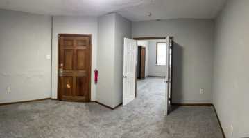 featured image of 3275 W Liberty Ave