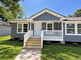 featured image of 1217 17th Ave N