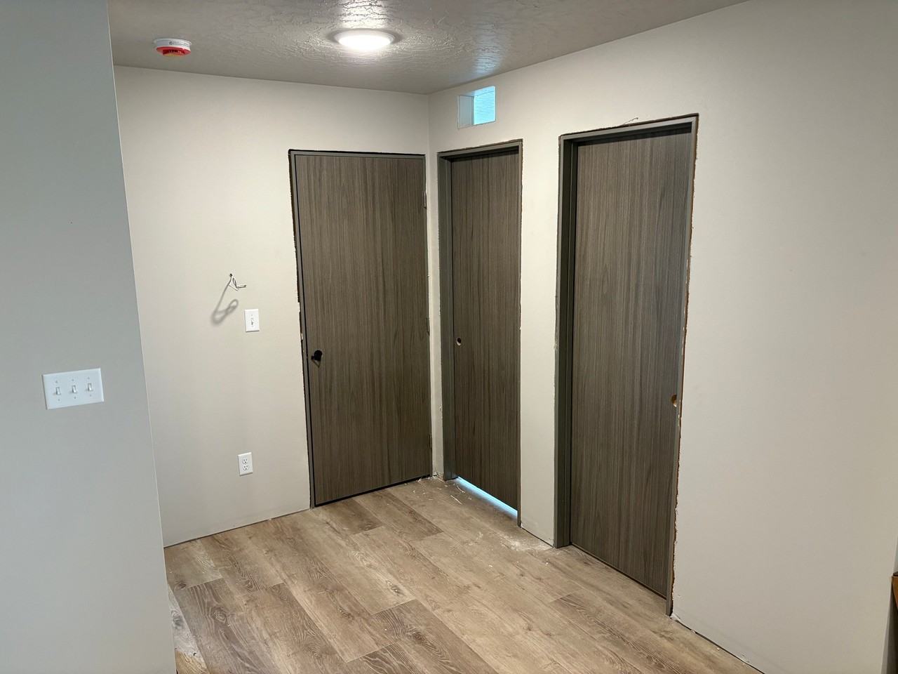 2105 Maple St - Photo 5 of 7