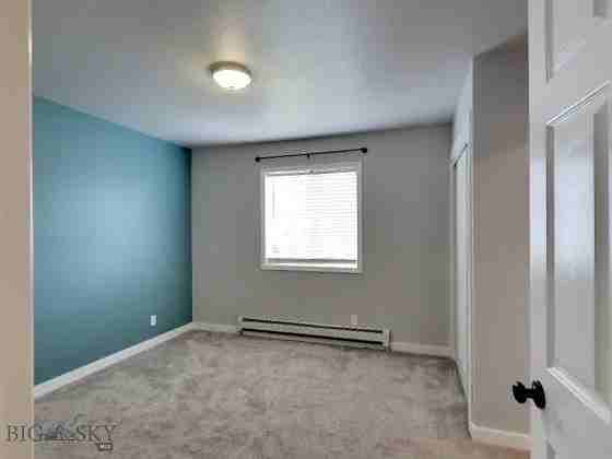 1304 Absaroca Ct - Photo 6 of 20