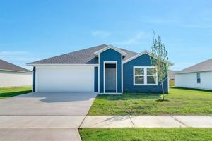 featured image of 571 Riggs St