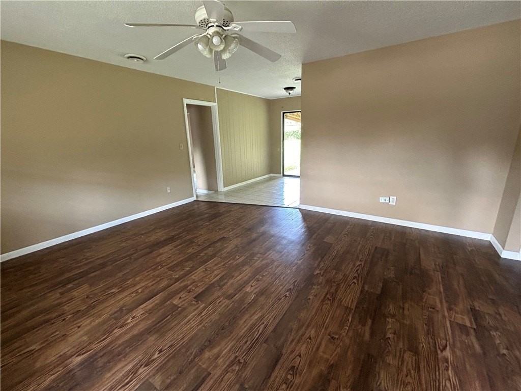 202 Ritter Circle Dr - Photo 3 of 10